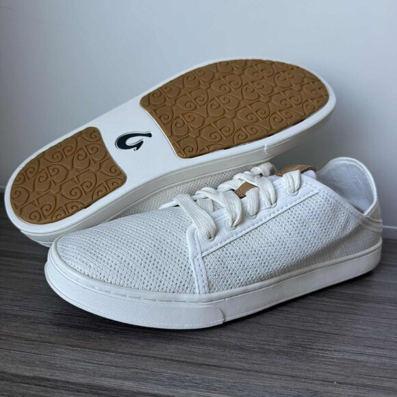 New Olukai Pehuea li Mesh Sneakers Women's  $100 in White - Picture 2 of 16